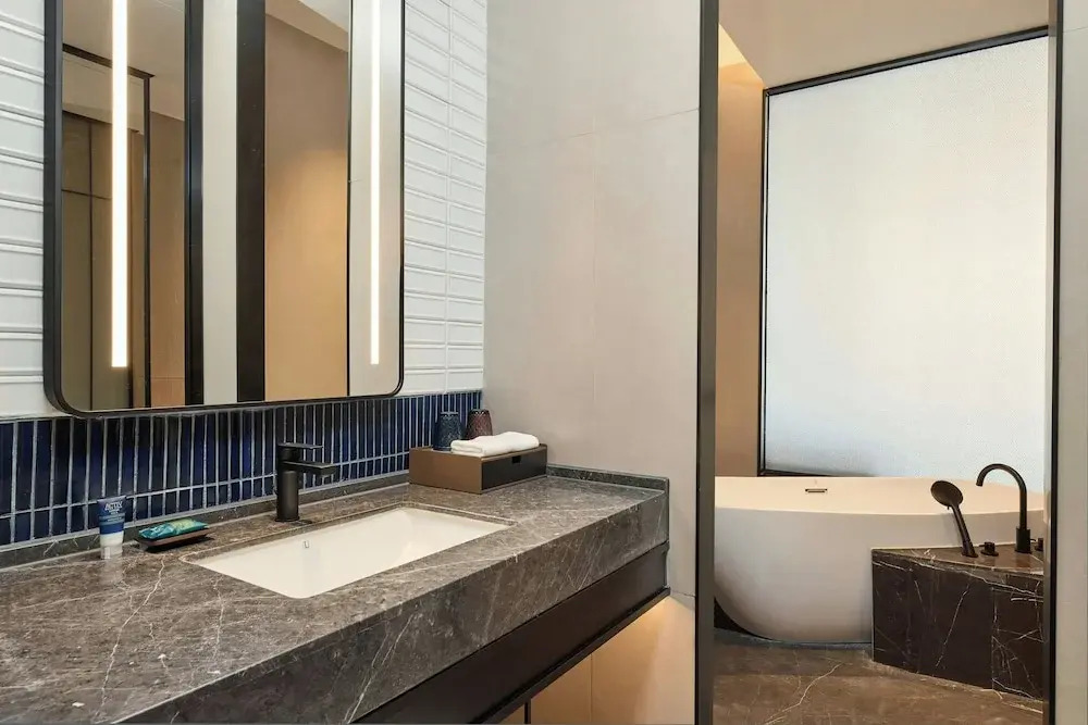Four Points by Sheraton Shenzhen Bay
