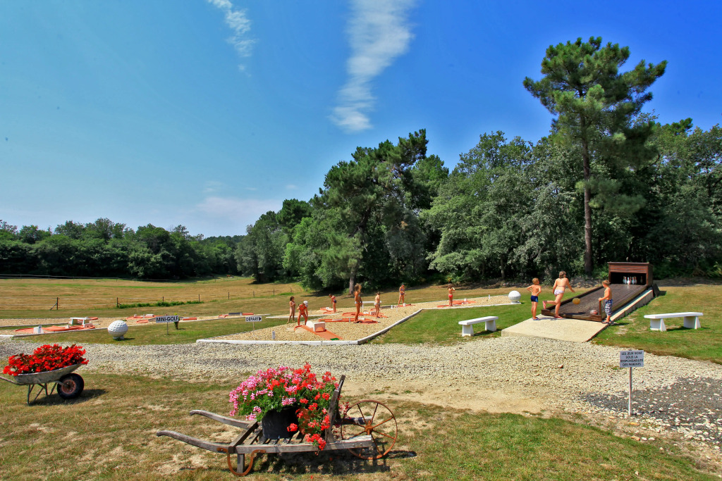 Logis Hotel Le Tropicana