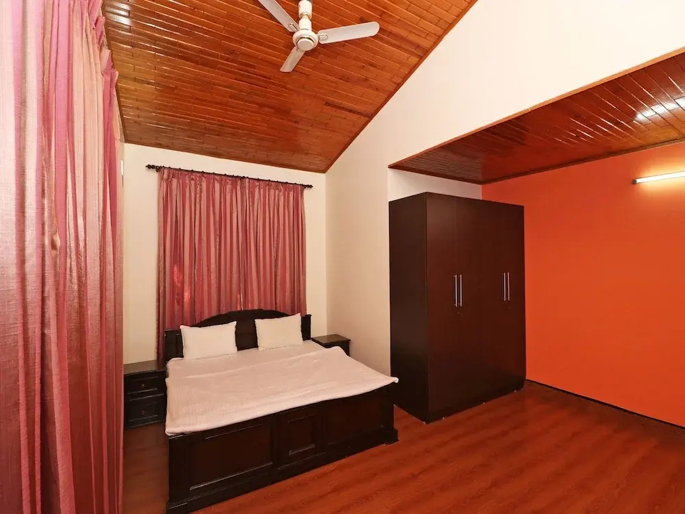 OYO Home 14362 Valley 4BHK