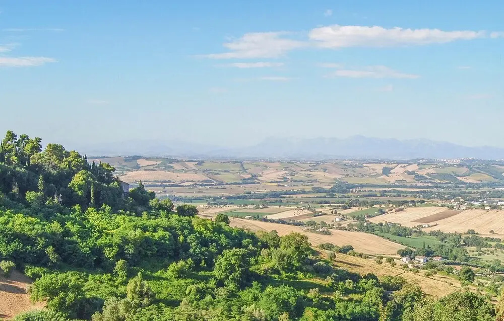 Amazing Home in Montenero di Bisaccia With 5 Bedrooms and Wifi