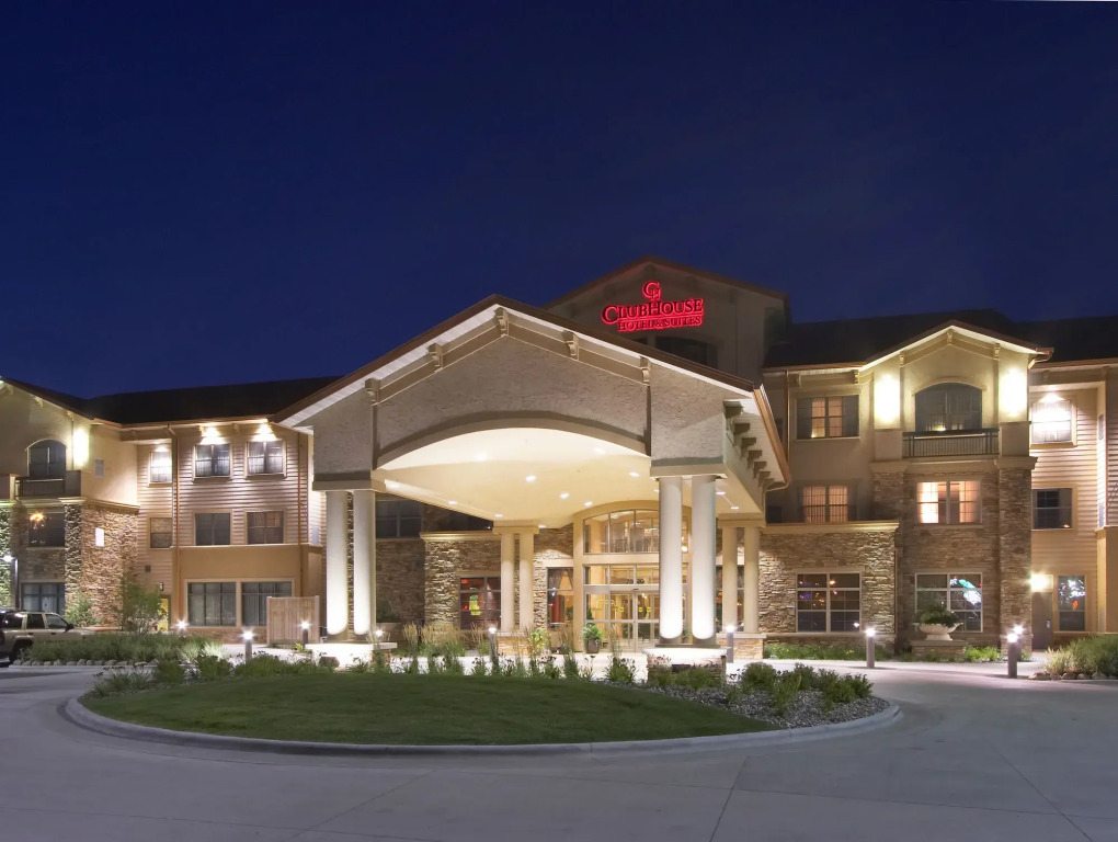 ClubHouse Hotel Sioux Falls
