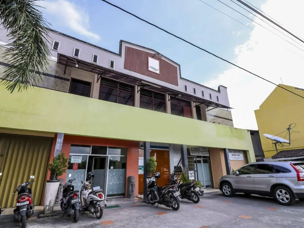 NIDA Rooms Selokan Mataram Depok