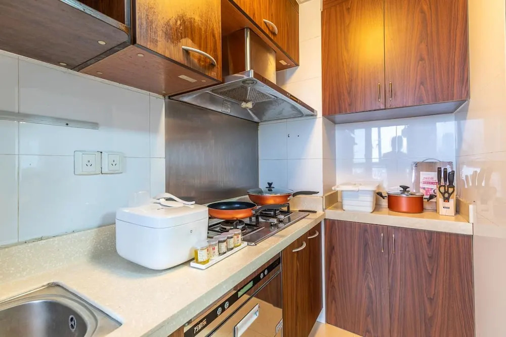 Locals Boutique Apartment Huafa Plaza 9
