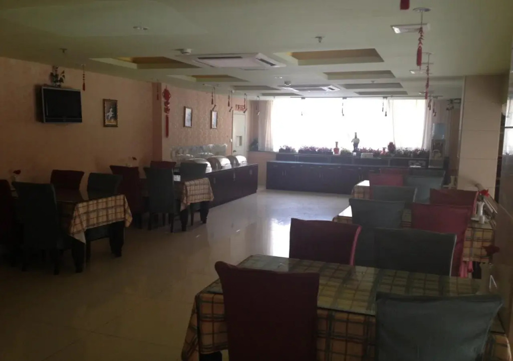 Home Inns Shanghai Caohejing Zhonghuan Caobao Road Branch