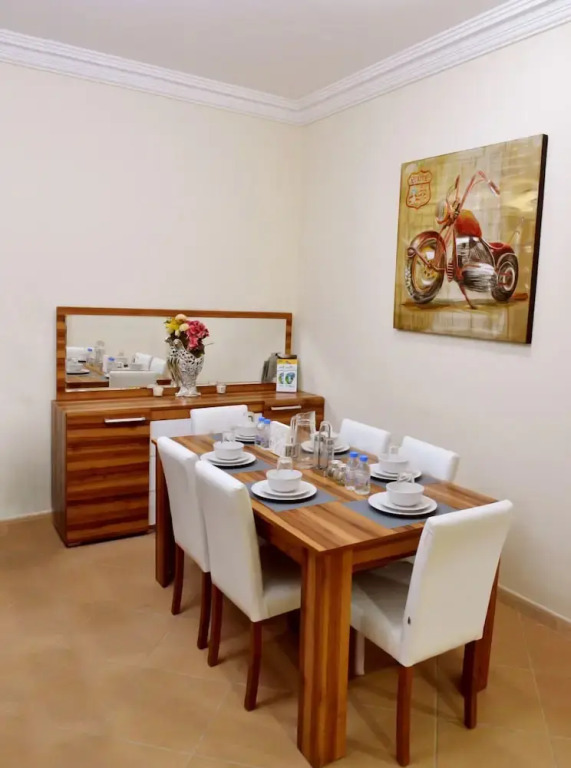 Emerald Suites