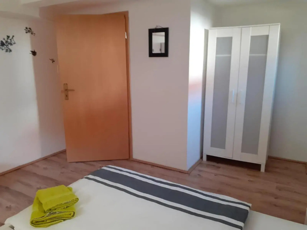 Souterrain Apartment Laatzen