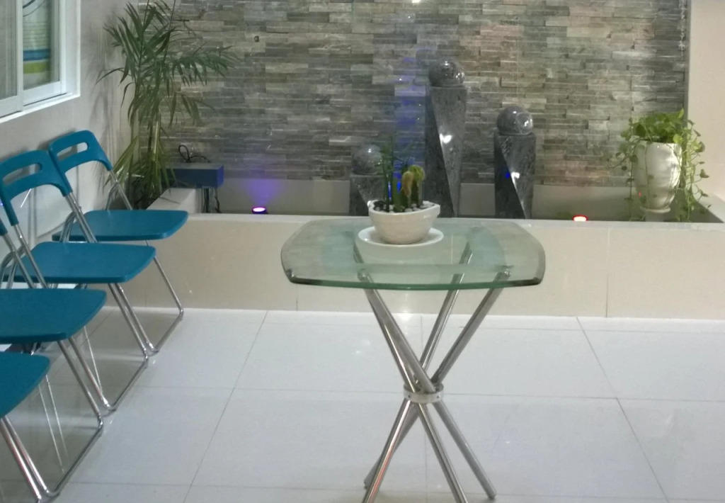 Minh Nhi Hotel