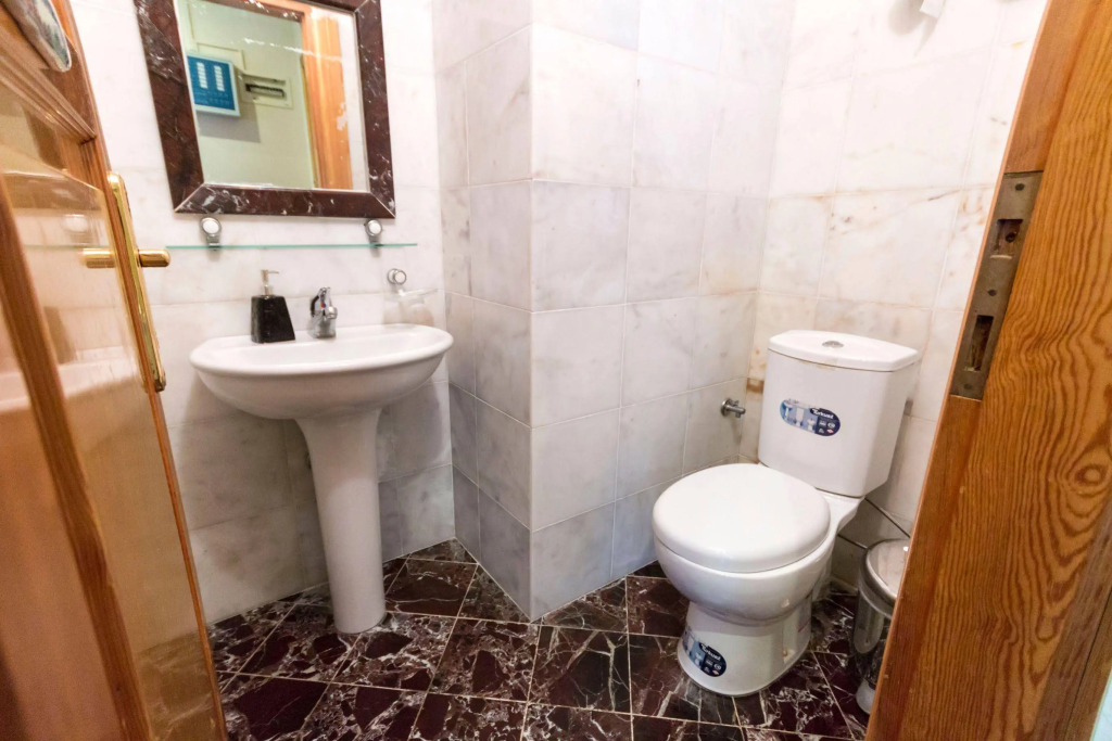 Büyükada Apart Hotel - Karadağ Apart