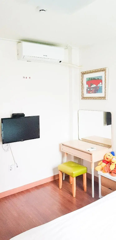Rgb House Hostel