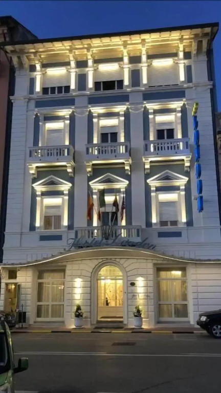 Hotel London