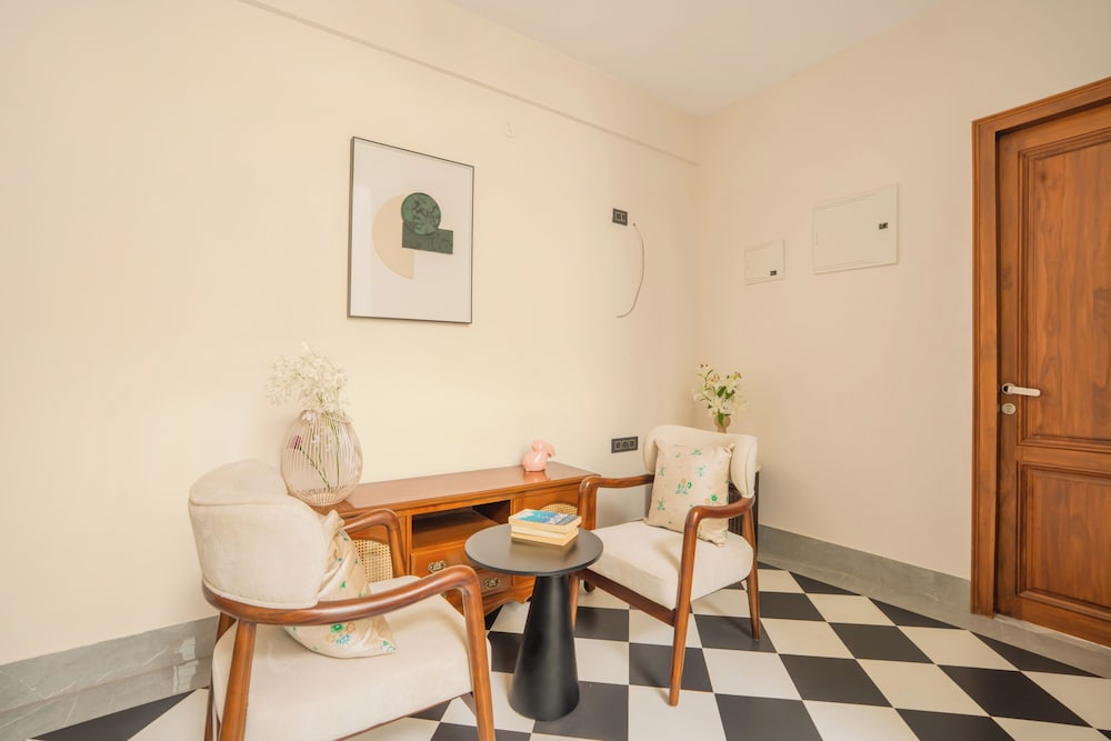 Elivaas Casa Verdea 4BHK Villa With Pool