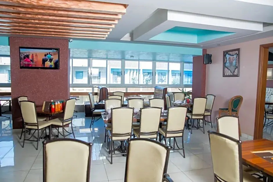 Delfirm Hotel
