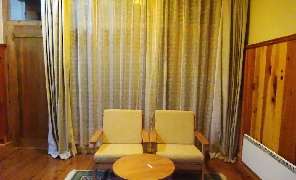 Tenzinling Resort