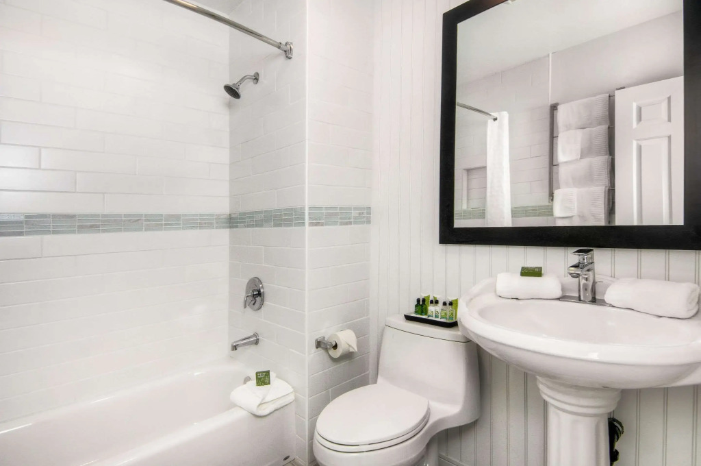 Aggie Inn, Ascend Hotel Collection