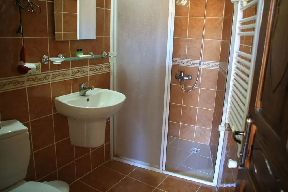 Sos Cave Hotel