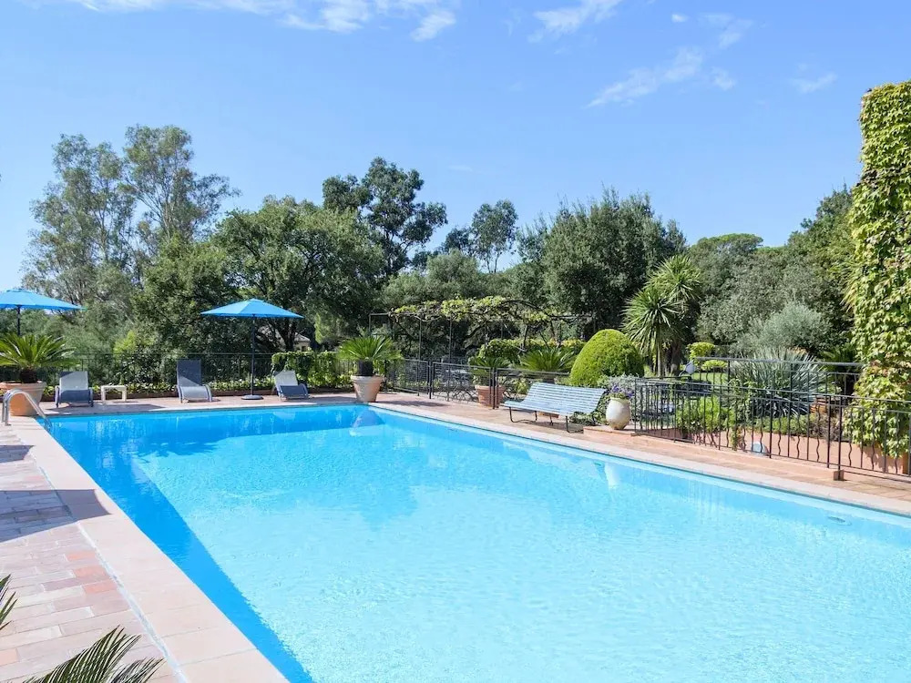Mansion in Frejus With Private Pool
