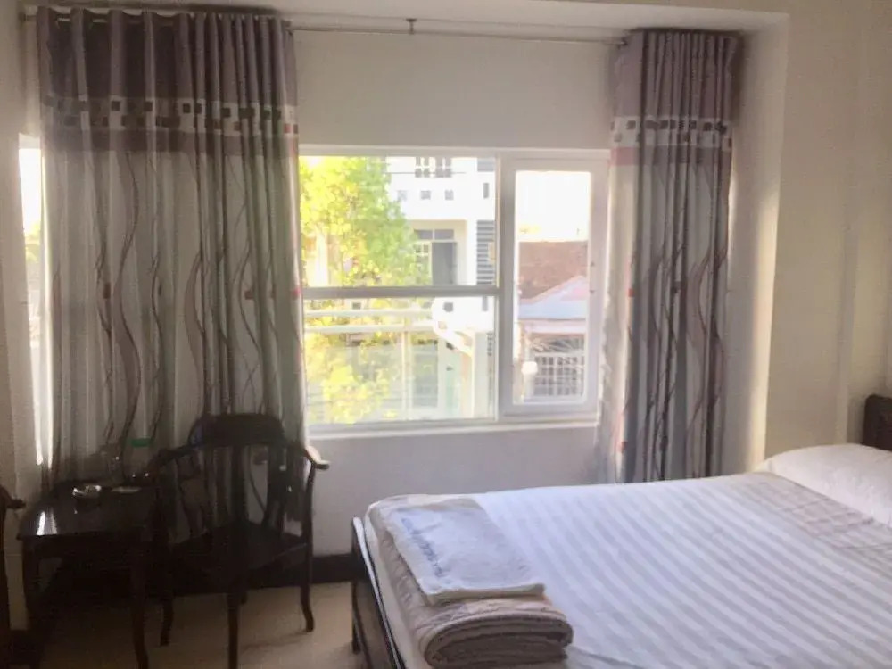 OYO 961 Khanh Phuong Hotel