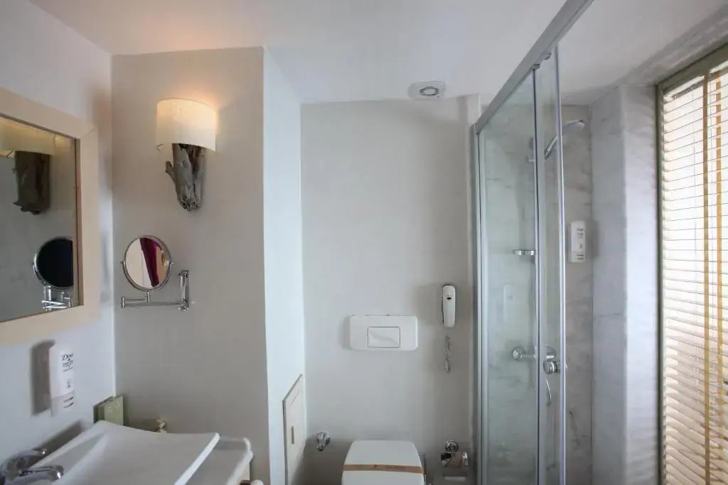 Zeytinada Hotel