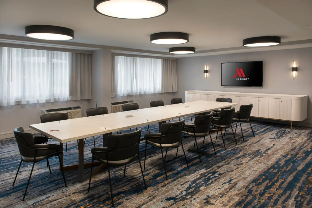 Long Island Marriott Hotel