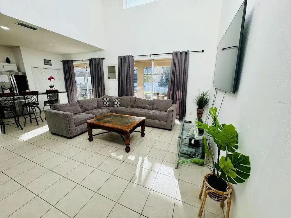 7/6.5 Beautiful Vacation Home With Private Pool, and Much More!!