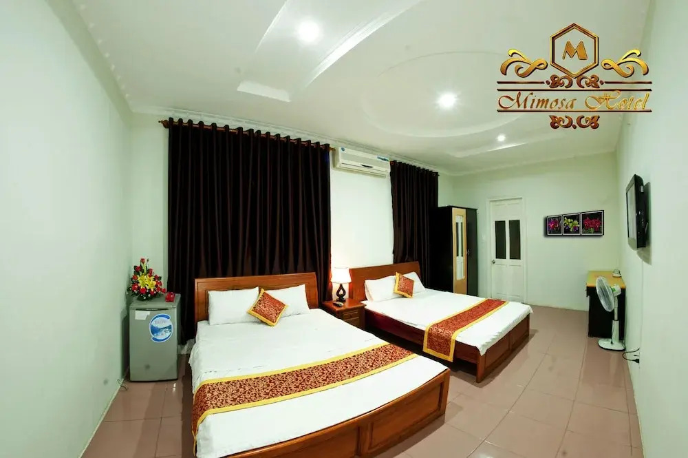 Mimosa Hotel