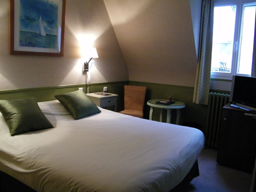 Hotel Ajoncs dOr