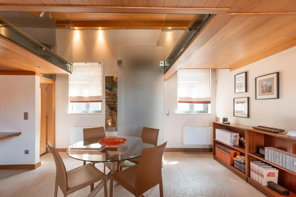 Confluentia H&A - Believe It or Not Apartments