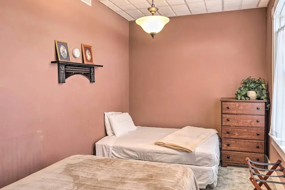 Pet-friendly Apt: Walk to Missouri River!
