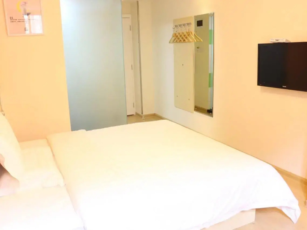 7 Days Inn Shenzhen Bantian Huawei Base Branch