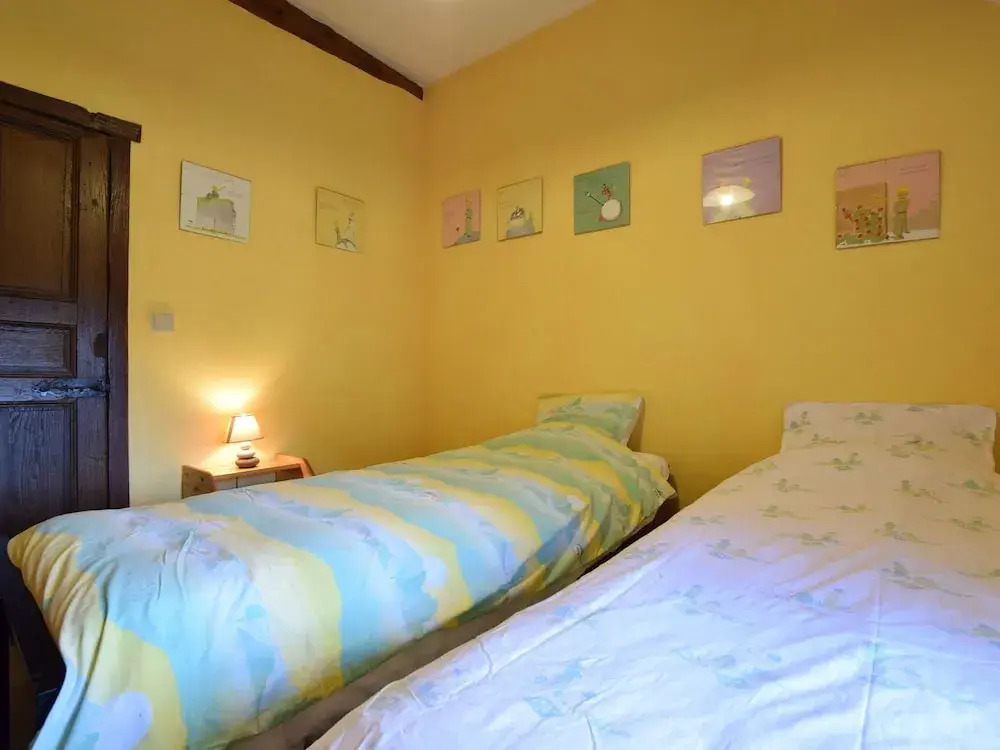 Rustic Holiday Home in Septon with Private Garden