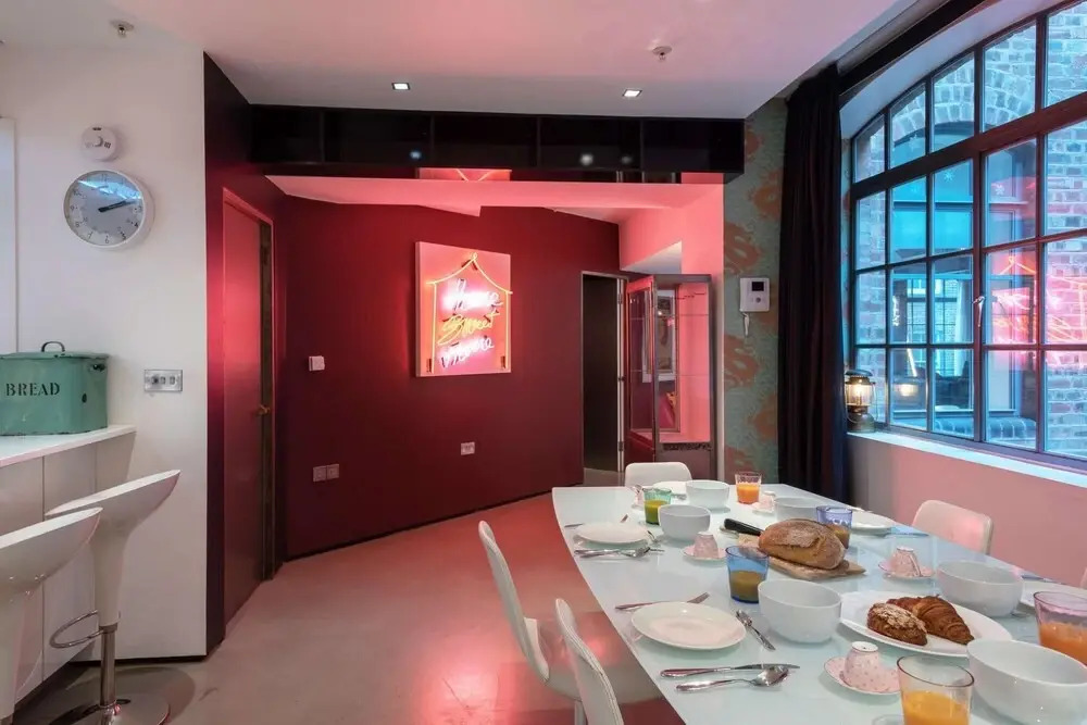 Amazingly Luxurious Loft Apartment Soho - 3 Bedrooms 2 Bath Office