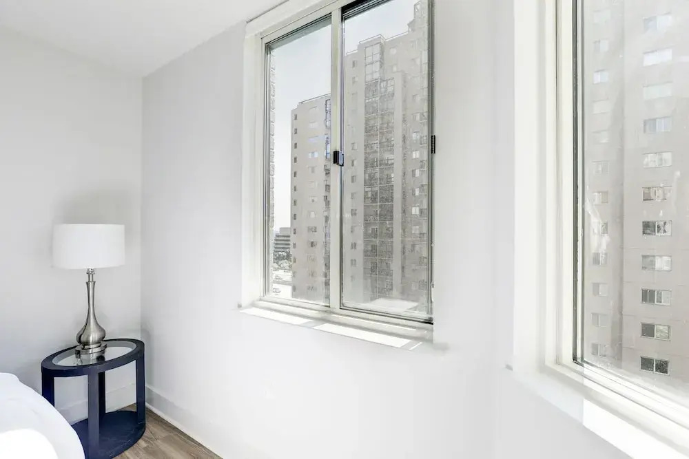 Elegant 2BR Apartment - Minutes to D.C.