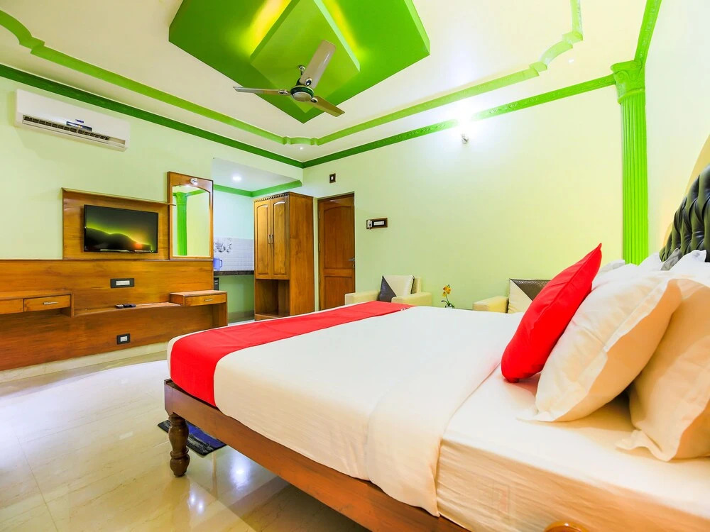 OYO 15524 Sea View Resort