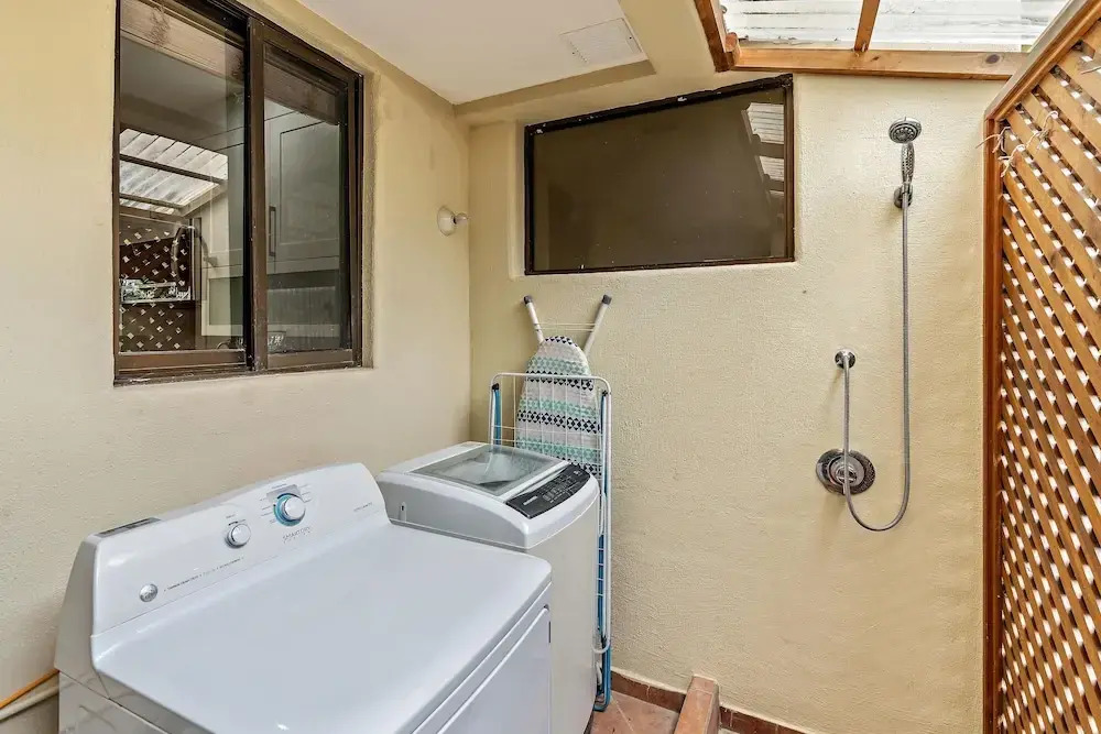 Colorful & Private 2-Bedroom Condo Just a Short Walk from the Beach