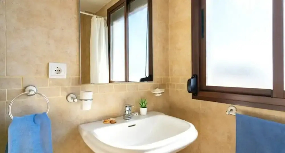 Apartment - 3 Bedrooms with Pool and WiFi - 107694