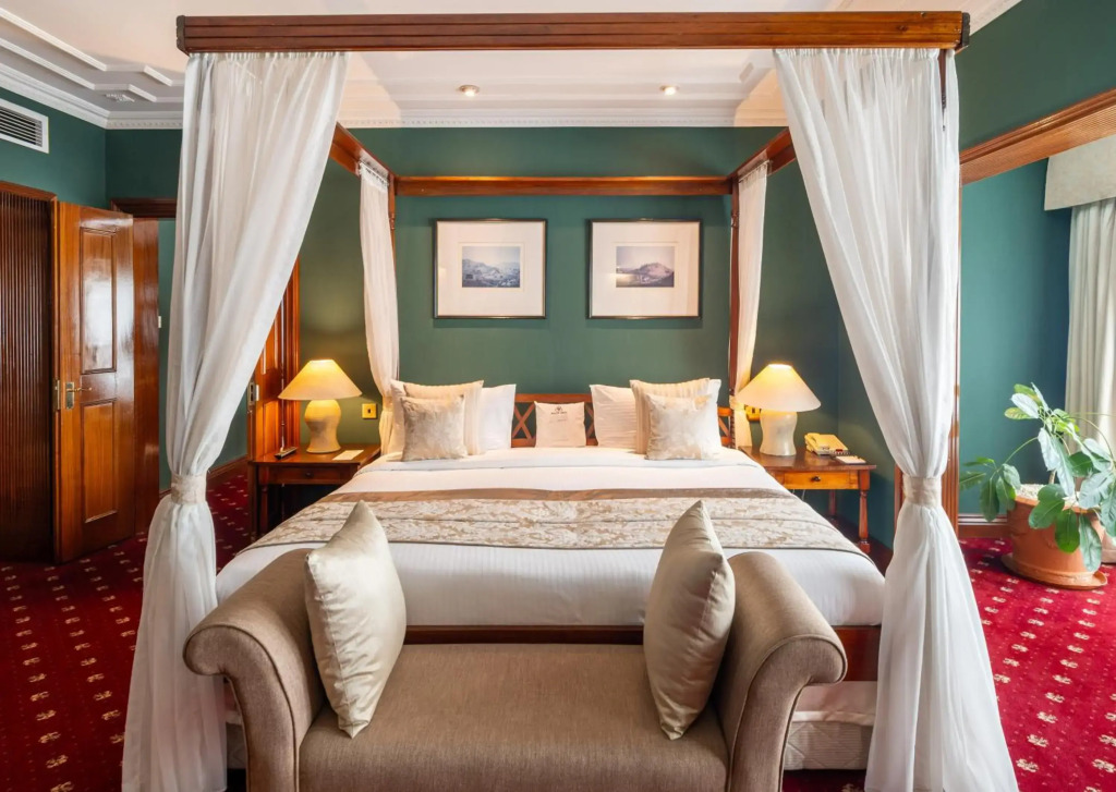 Отель The Sarova Stanley