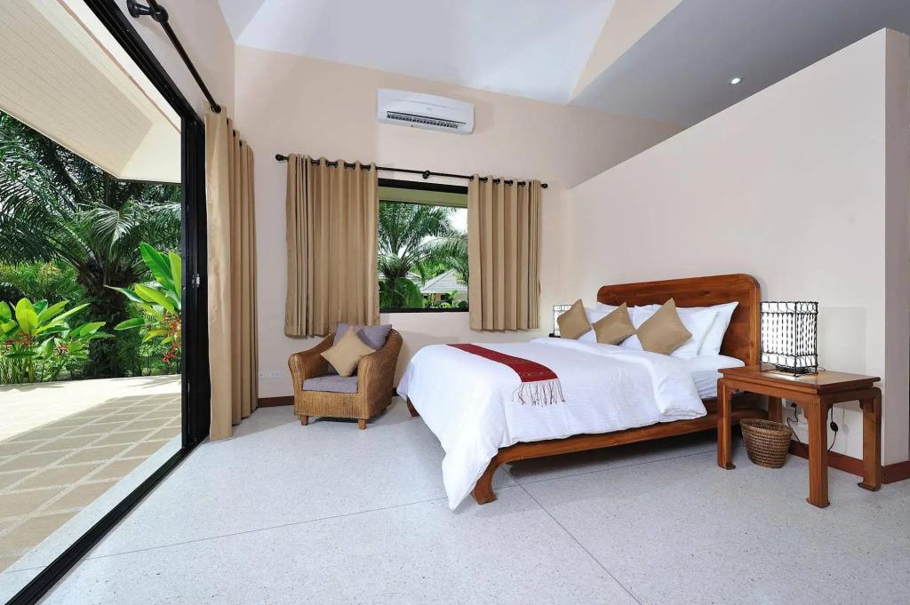 Baan Santi Villa