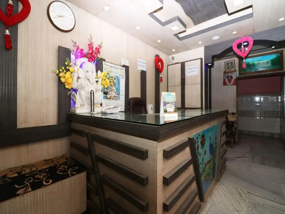 Oyo 27996 Hotel Green Park