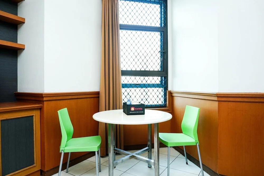 Good Choice 1BR Pangeran Jayakarta Apartment By Travelio