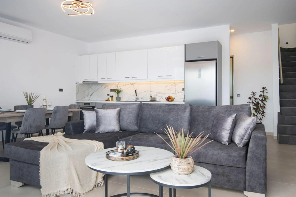 Sun White Villa