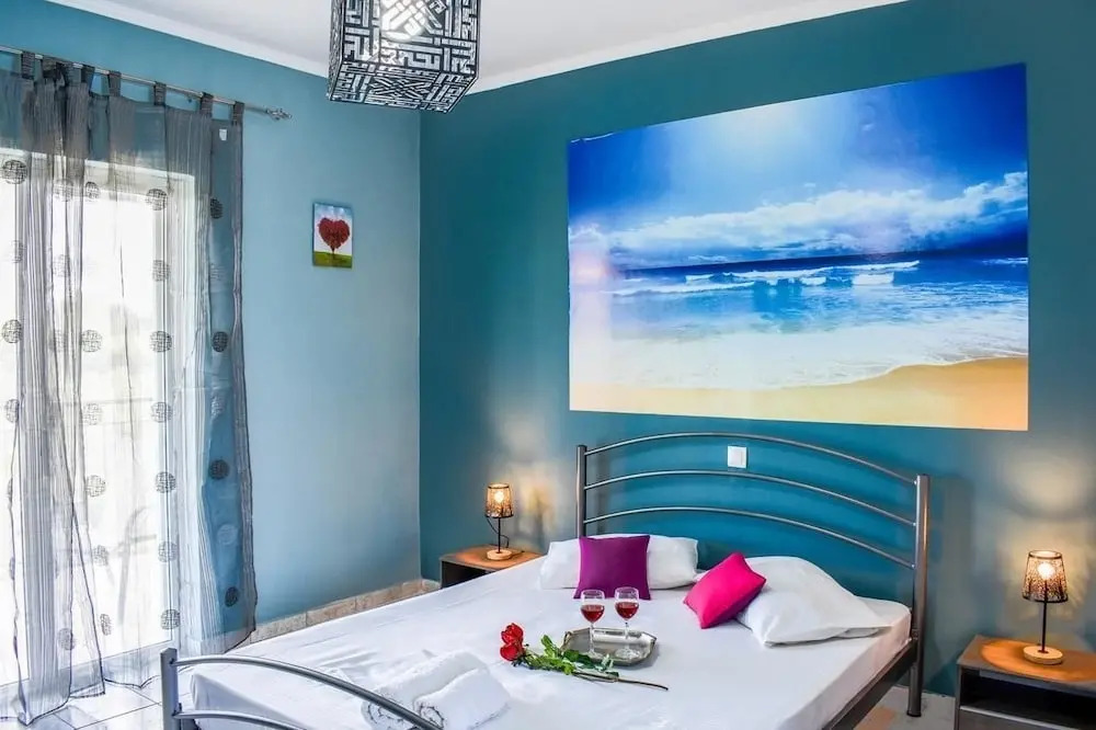 Home Away Junior Suite