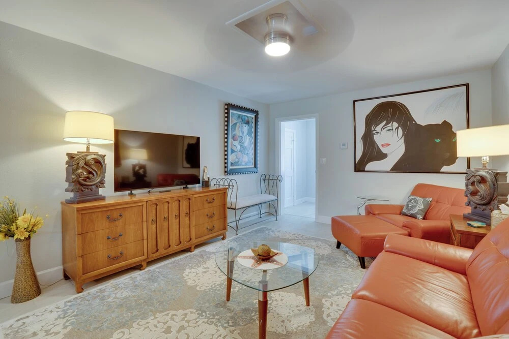 2 Bungalows in Redington Shores! Steps to Beach
