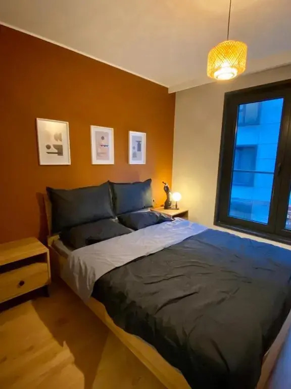Central Modern Apartment by Siena Suites