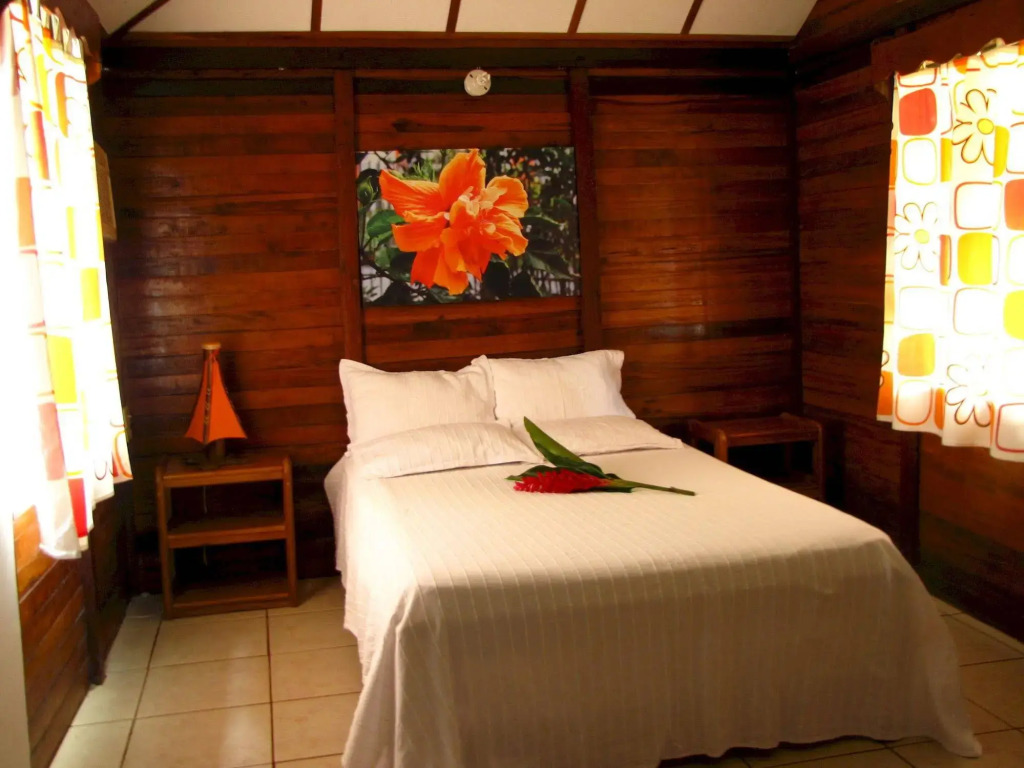 Tacarcuna Lodge