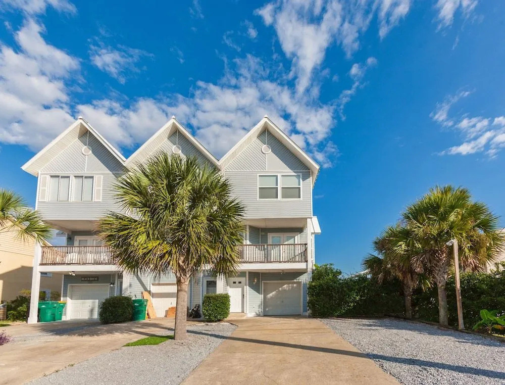 Destin Harbor Waterfront Gem Townhouse 3 Bedrooms 2.5 Bathrooms Townho