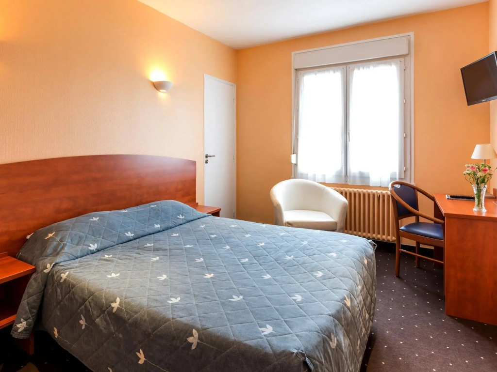 Logis Hôtel & Restaurant - Le Saint-Louis