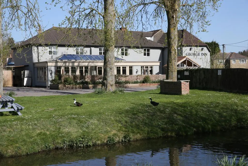 George Inn, Mere