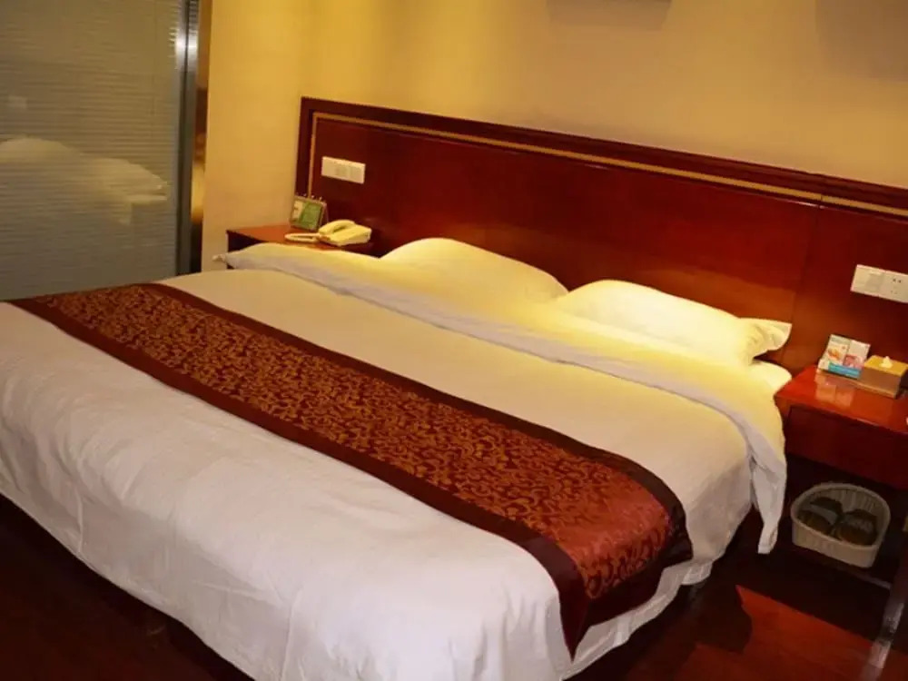 GreenTree Inn ZhenJiang JieFang Road University Affiliated Hospital Ex