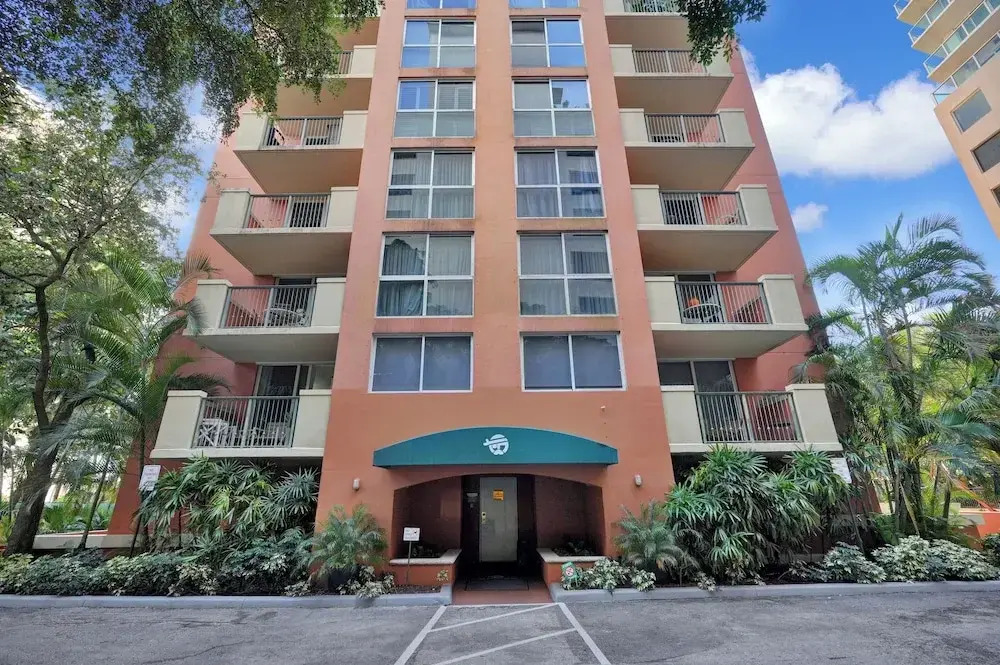 Ocean View 2 Bedroom in Coconut Grove