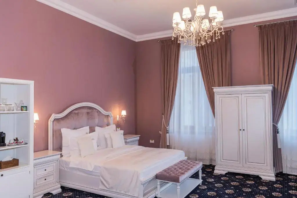 Sir Luxury Boutique Hotel
